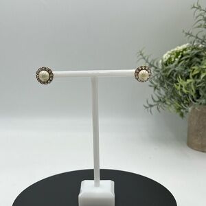 Marc Jacobs Small Strass Pearl in Cream & Antique Gold Studs